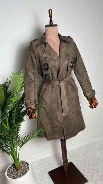 موديلات ترانشكوت بخامة الشاموا الاصليه 🌷🌷
متوفره مقاسات مختلفة 🌷🌷
للحجز التواصل واتساب👈***********
متوفره خدمة توصيل جميع محافظات العراق🚘
