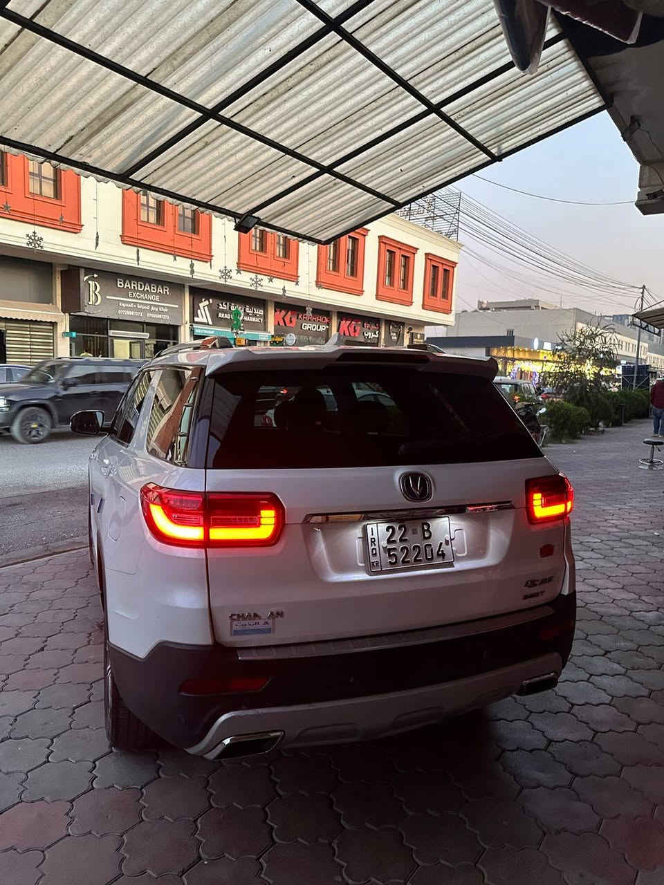 السلام عليكم
شانجان cs95
موديل 2019
2000 توربو
فول مواصفات
بانو راما 
تبريد ٣ قطع
شاشة تيسله
كشن كهرب
كشن جلد 
تشغيل عن بعد 
بعد اكو كثير مواصفات
سيارة بدون ضرر
كيلو متر 105
موقع السيارة اربيل
للستفسار الاتصال ***********

