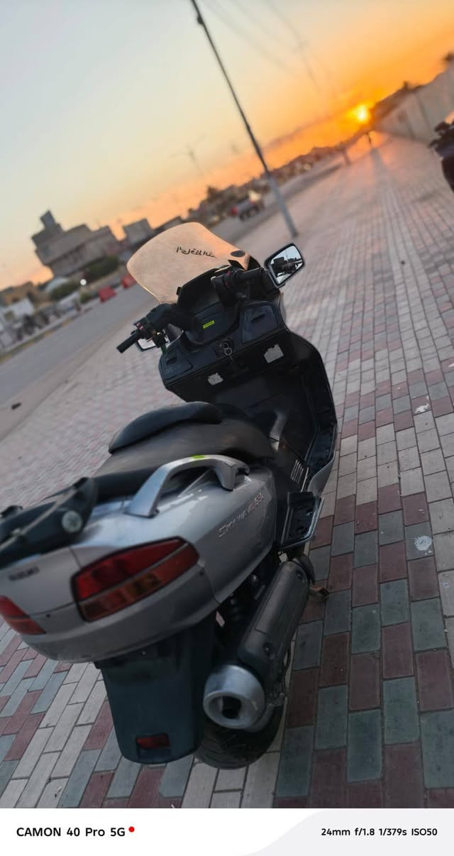 سلام عليكم سكاي ويف 650.                                   فول مواصفات مري شفط جامه تصعد وتنزل اي Abs         محرك مكفول من الفتح وكير مكفول مكان كربلاء طويرج سعره عل خاص رقم ***********
