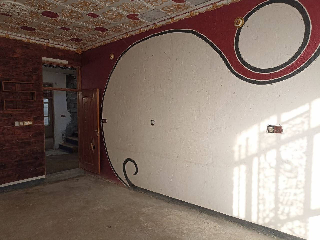 السلام عليكم بيت للبيع المساحه250 طابو زراعي البيت يرادله شغل وترتيب العنوان ديالى بعقوبه باب الدرب اي استفسار اتصل على الرقم وتدلل
***********
***********
