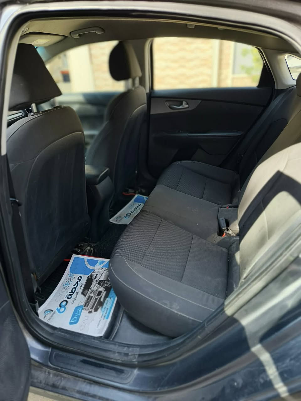 السلام عليكم 
 كيا سيراتوا موديل ٢٠١٩ 
سيارة وارد خليجي 
ماشية ٨٥ 
مواصفات الاعتيادية
تخم تاير جديد 
صدر جديد سيارة ما ناقصها اي شيء
العنوان بغداد
***********
