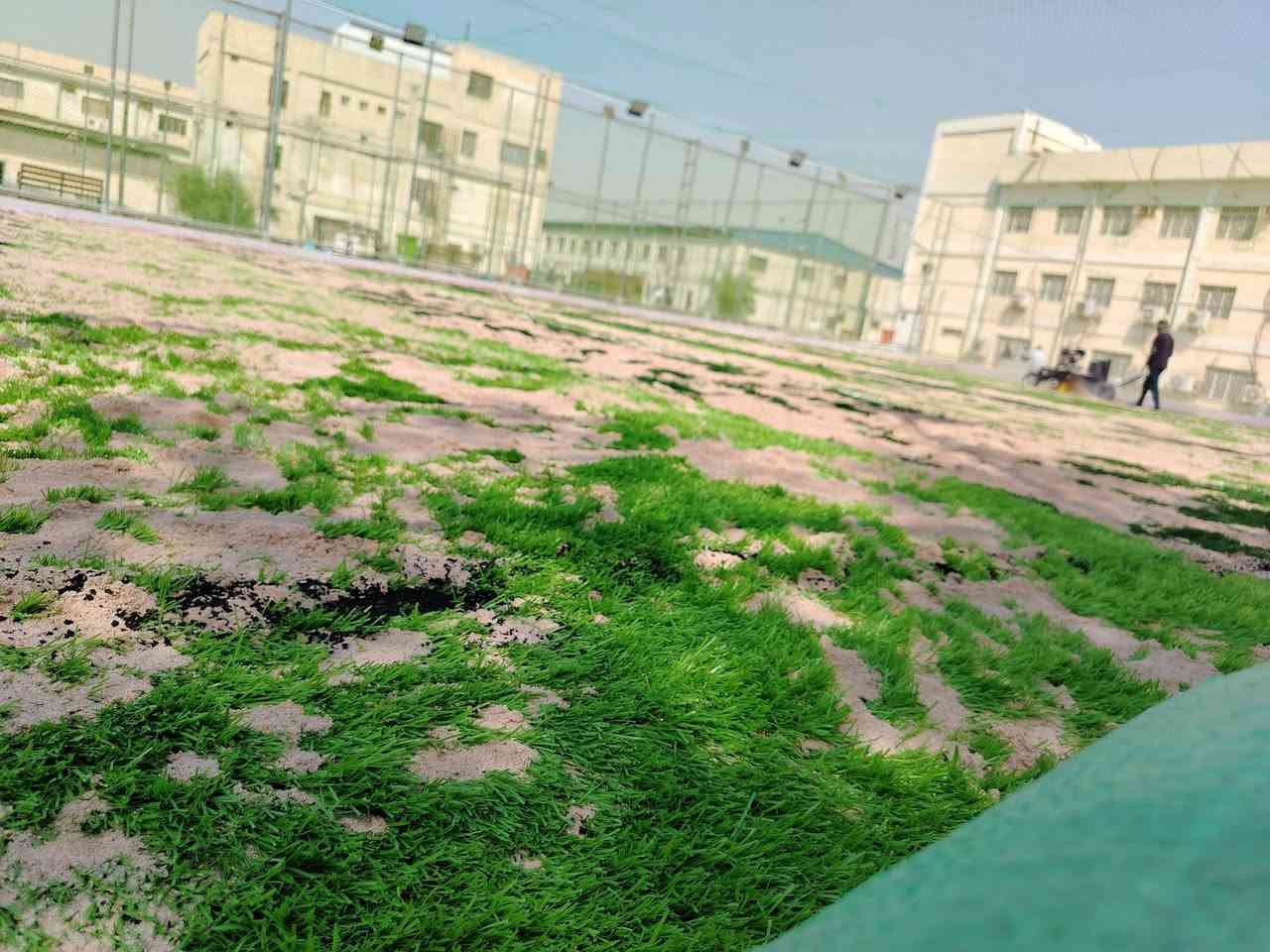 عمل فرش ارضيه ملاعب درجه أولا بسعار مناسبه ***********
