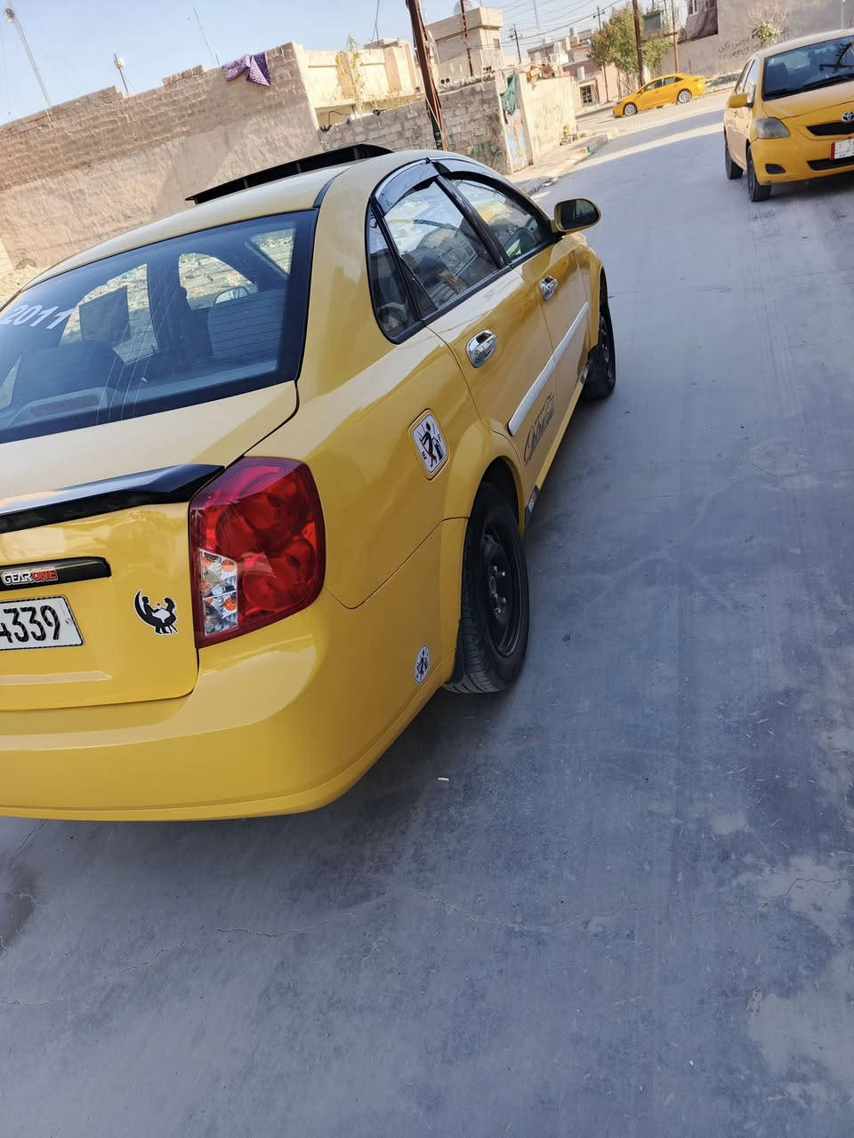 السلام عليكم شوفرليت اوبترا موديل 2011 رقم بغداد انكليزي بأسمي مشروع وطني لل 29 شرط تحويل وكاله دفتر بانزين مقدم مكينه وكير بشرط فول اوتماتيك صدر أمامي وخلفي جديد تخم تايرات جدد تبريد تدفئه شاشه ايباد سستم سماعات تحكم استيرن مكفوله من الضربه والتبديل سياره جاهزه وجديده واحله من الصور وبرغي مابيهه نقص للبيع فقط السعر 71 وبيهه مجال بسيط
العنوان كركوك
رقم الهاتف ***********
