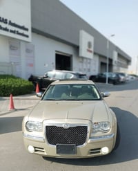 كرايسلر ٣٠٠ • ٢٠١٠ • البصرة