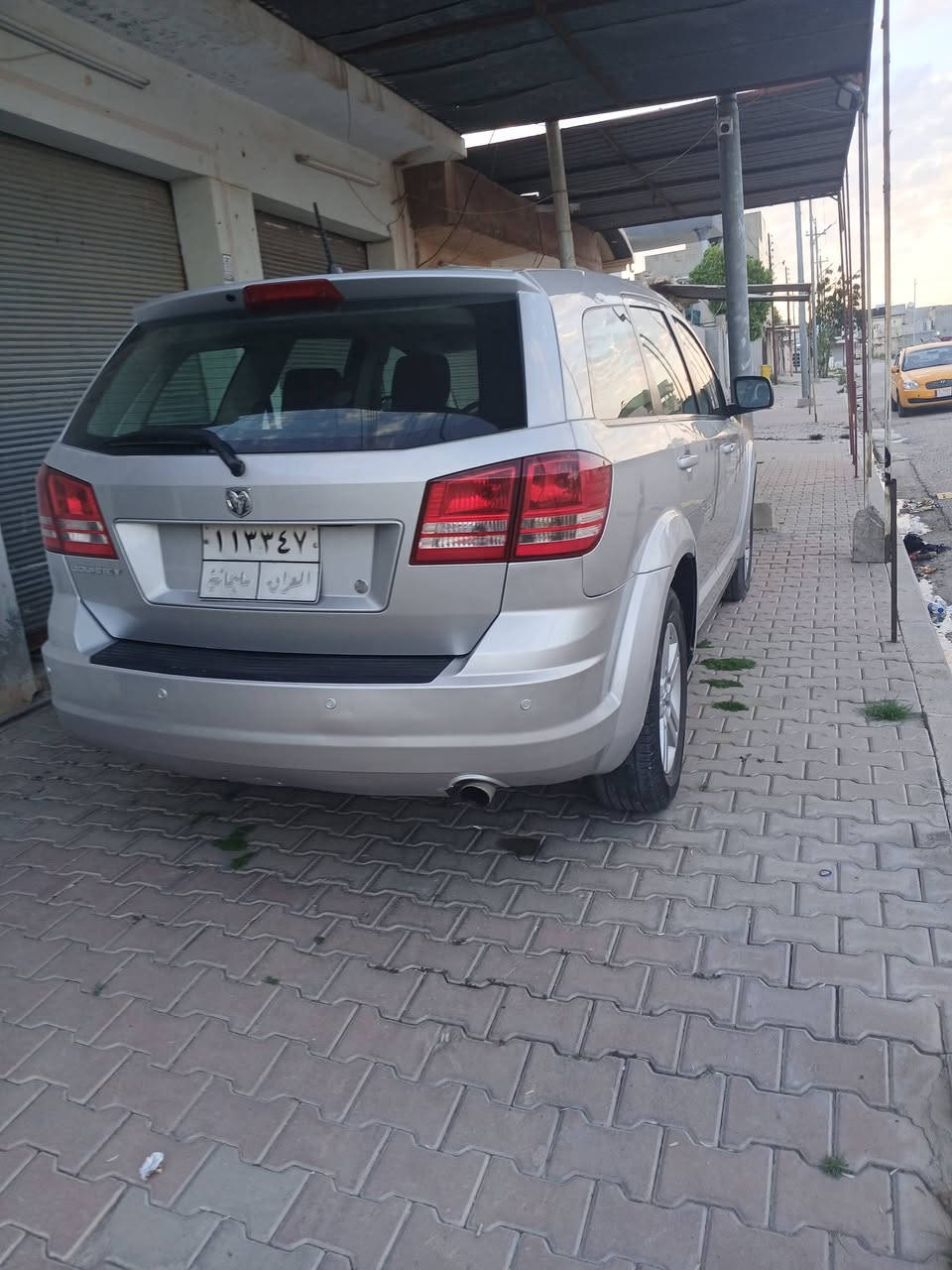 للبيع أو مراوس بأقل محتاج فرق دوج جورني سليمانيه تحويل موديل ٢٠٠٩ خمسه راكب ٤ سلندر ٢٤٠٠ كير محرك تبريد جاهزه والحمدلله نص جاملغ الخلفي صبغ وبارد باب السايق والخلفه والباقي كلين ... سياره جاهزه والحمدلله 
السعر ٩٠ وبيها مجال للطيبين 

*********** الاتصال على هذا الرقم
