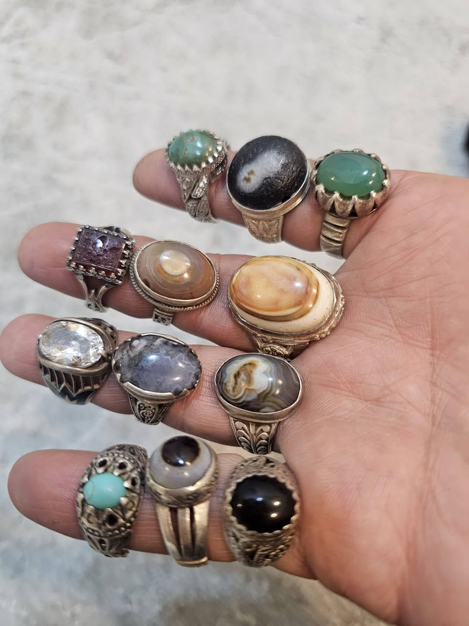 ١١٨ خاتم ...وزنهم ١٠٦٠غرام سعر الغرام قفل ٣٠٠٠ مكان محافضة ميسان


**إذا كنت صاحب هذا الإعلان وتريد حذفه لأي سبب، رجاءا أرسل رسالة إلى الدعم الفني**