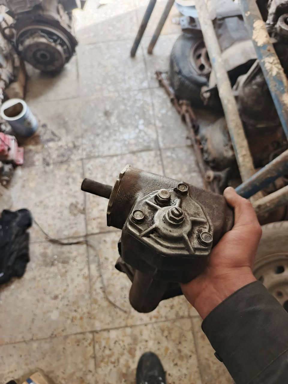 ادوات كرونا جديد وتفصيخ اصلي شركة اي شي تحتاج اتصل *********** عنوان المحل باب الشرجي مقابيل محطة وقود البتاوين احمد ياباني
