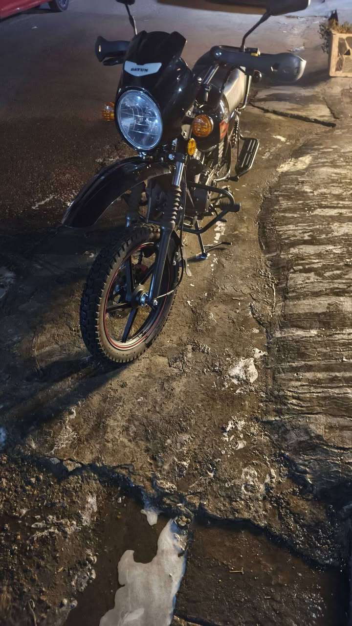 🏍️ السلام عليكم اخوان دراجه دايوان موديل 2025 زيرو ماشيه بس 4189 نظيفه الدراجه 
الموصفات 
دبل بصمه 
دبل سويچ
مدوشمه جديد 
دايوان جبلي 
المكان بغداد البنوك
السعر 1700
الرقم ***********
