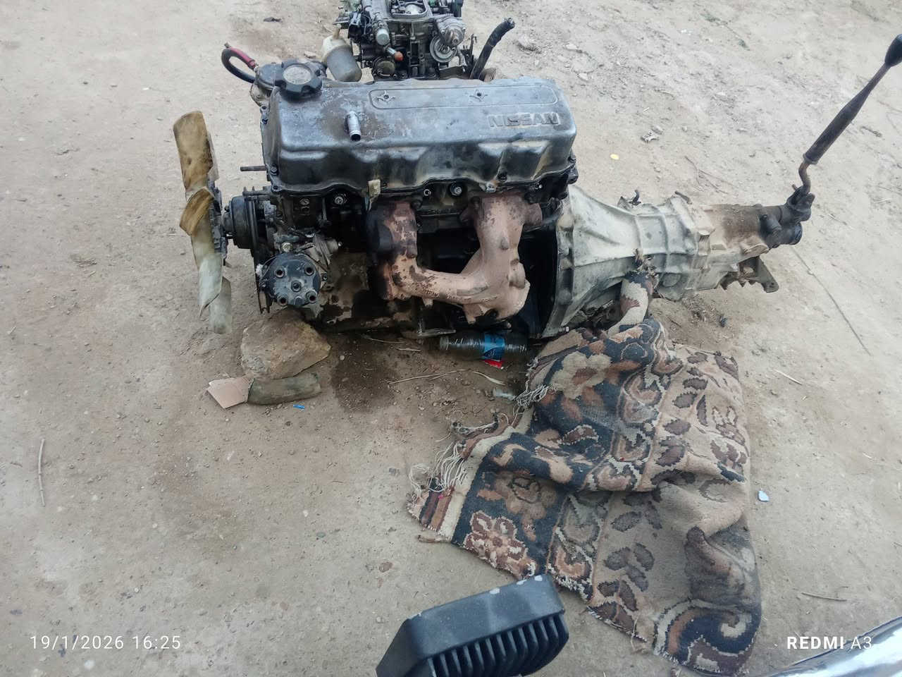 سلام عليكم يوجد مكينه وكير مال نيسان شبوط موديل 88 محرك 2400وكيركامله هيه وتفرعاته كير 5نمر ولبك 6مكان بغداد أبو غريب وهاذ رقمي للتواصل ***********
