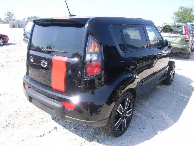 بعد التوكل على الله
للبيع كيا صول 
وارد امريكي
مديل مديل 2010
كير عادي 6 نمر
رقم بغداد مكينه كير حداديه
تخم تاير كفاله عامه
حادث موجود بالصور
مواصفا
فتحه داخل السياره احمر 
مكينه 2000 بحاله جديده 
تبريد جديد منضومه كالمه
هيئه خط بحث 
مصفر قبل سبوع
جاهزه من كلشي
كبل للشارع صبغ جديد فرن عام 
قبل سبوع طلعت من الصبغ
السعر 83 وبيه تقدير  للشراي
مكان السياره بغداد
***********
***********
