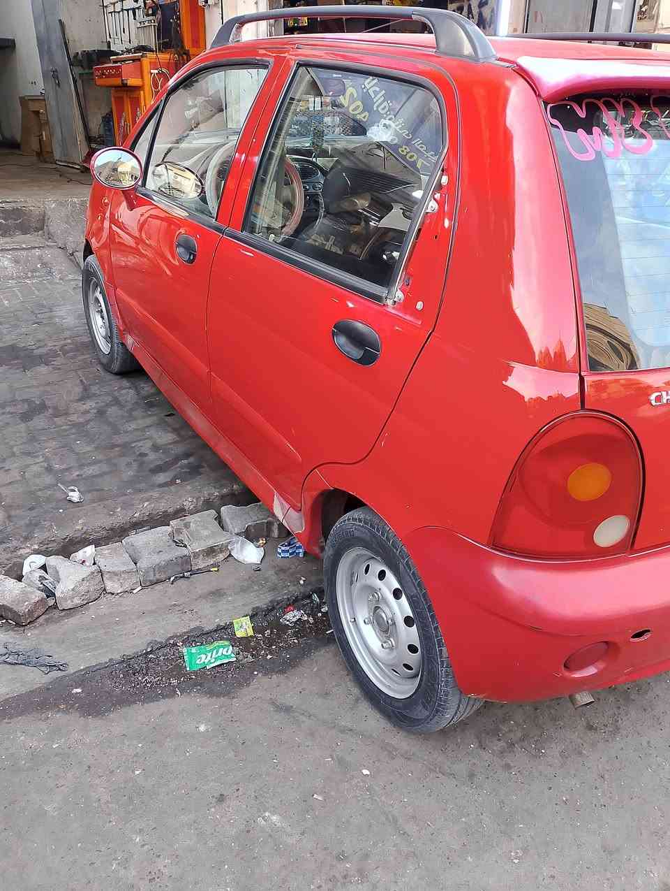 كيو كيو البيع موديل 13 اوتماتيك.  مكفوله من ضربه من صبغ تبريد تدفه فول عنوان بغداد سعر مناسب  والله  مستعجل عل بيع. ***********
