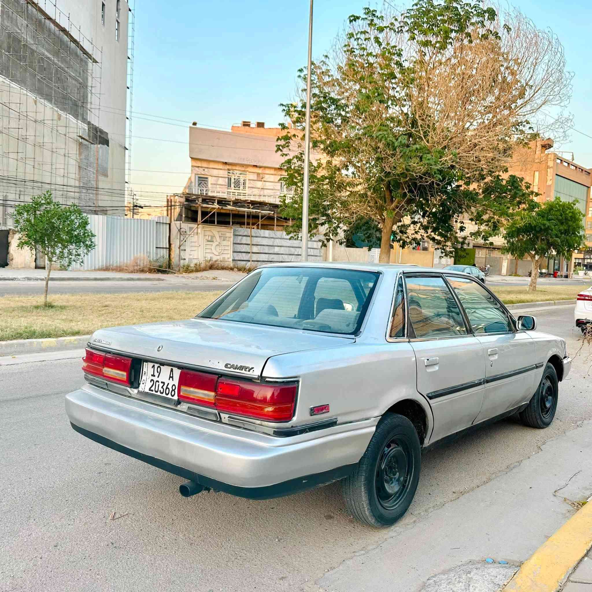 ***********
كامري موديل 1990 رقم كربلاء انكليزي 
 محرك 1800 و كير اوتماتيك بحالة ممتازة مكفوله من الحادث شواصي لغود تكم كفالة غرفتها داخلها شركة و كهربائيات كلها شغاله  سيارة جاهزة بيه جراد بسيط مصبوغه حزام جمالية اثر جراد مكان السيارة بابل طريق حله كربلاء ناحية ابو غرق 
سعرها 45 وبيها مجال
