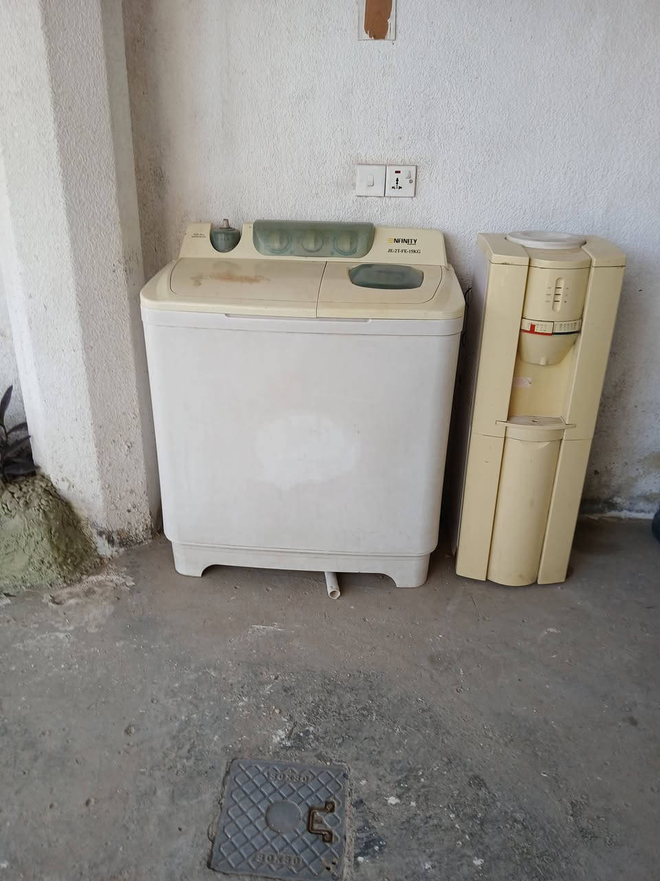 غراض بيت للبيع كنتور ١٥٠ الف وبي مجال براد ماي ٣٠ غساله ٣٠ المجفف مايشتغل مبرده ١٠٠ الف العنوان بغداد ابو غريب


**إذا كنت صاحب هذا الإعلان وتريد حذفه لأي سبب، رجاءا أرسل رسالة إلى الدعم الفني**