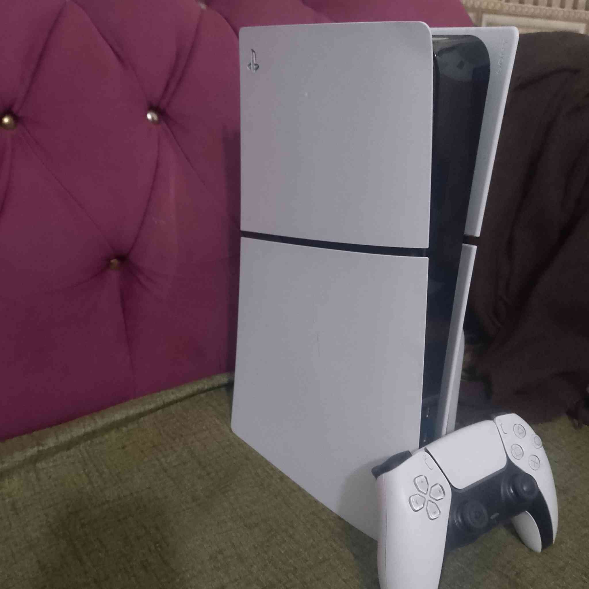 للبيع نظافه فول سعر ٦٥٠نهايته
ملحقات كامله

رقم ***********
