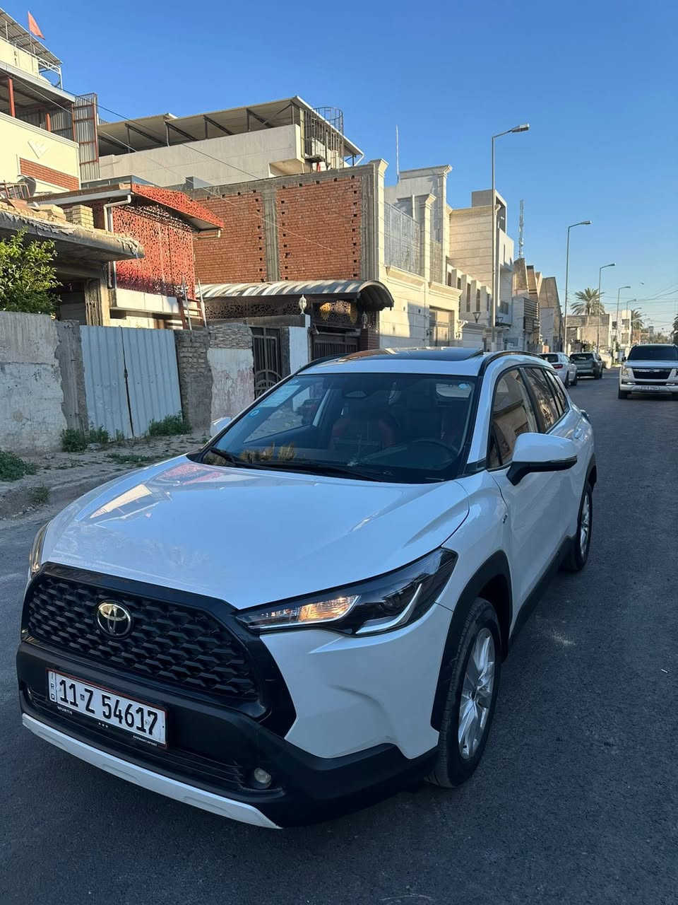 السلام عليكم ✋🌹
كورلا كروز ٢٠٢٤ 
سيارة جديدة بدون اي ملاحظة ماشية ١٩ الف كيلو
السعر ٢٦ مليون
مواصفات : كشنات جلد وكهرباء ، كامرة شاشة ، رادارات وبعد بيهة مواصفات
مكاني بغداد الكاظمية
للاستفسار : ***********
