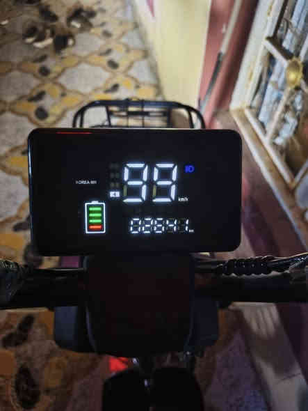 دراجه شحن حجم 20 فول مواصفات الدبل اشاره كلوب عالي ناصي السعر 400 العنوان كوت هاتف ***********
