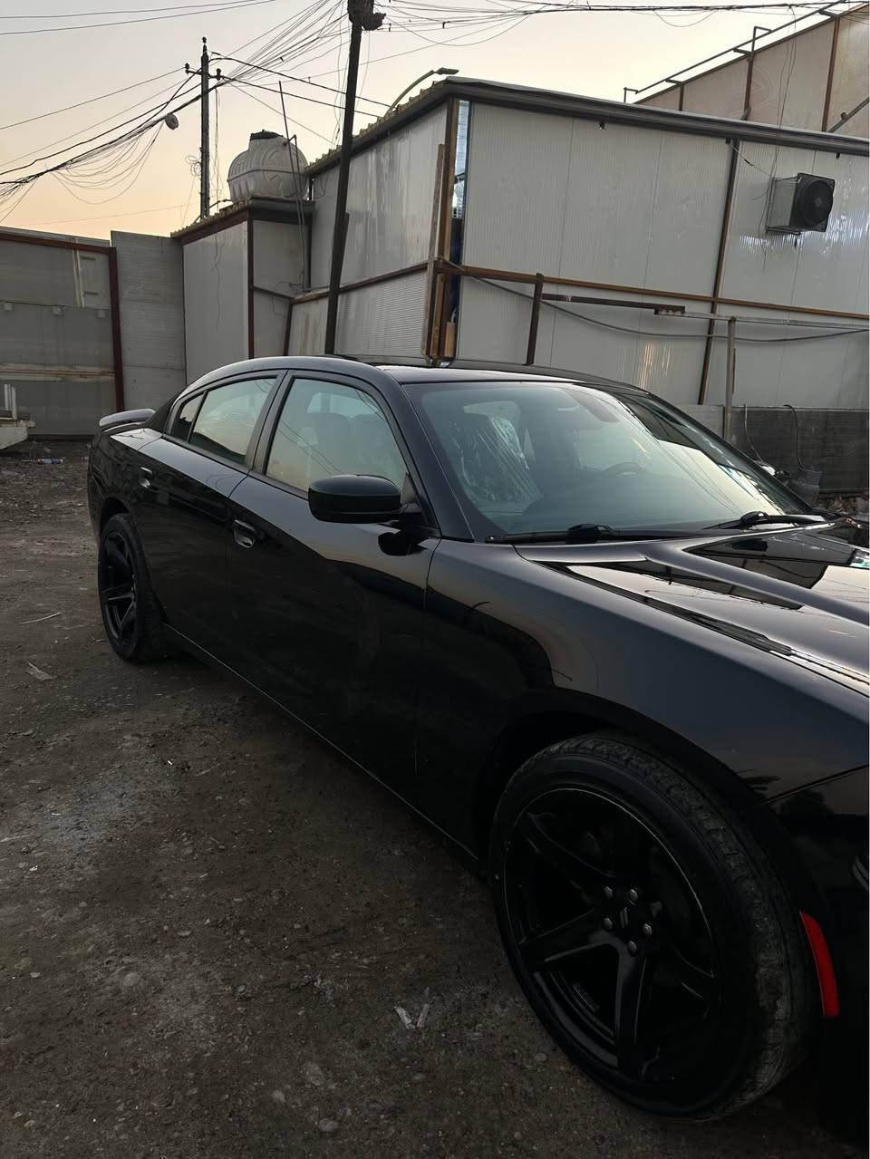 جارجر 2019 sxt 
حادثها جاملغ عكس السايق مصلح نفسة
بدون ايرباك 
ماشية 60 الف 
السعر 225 
مكان السيارة بغداد / حي اور 
*********** بغداد, العراق
