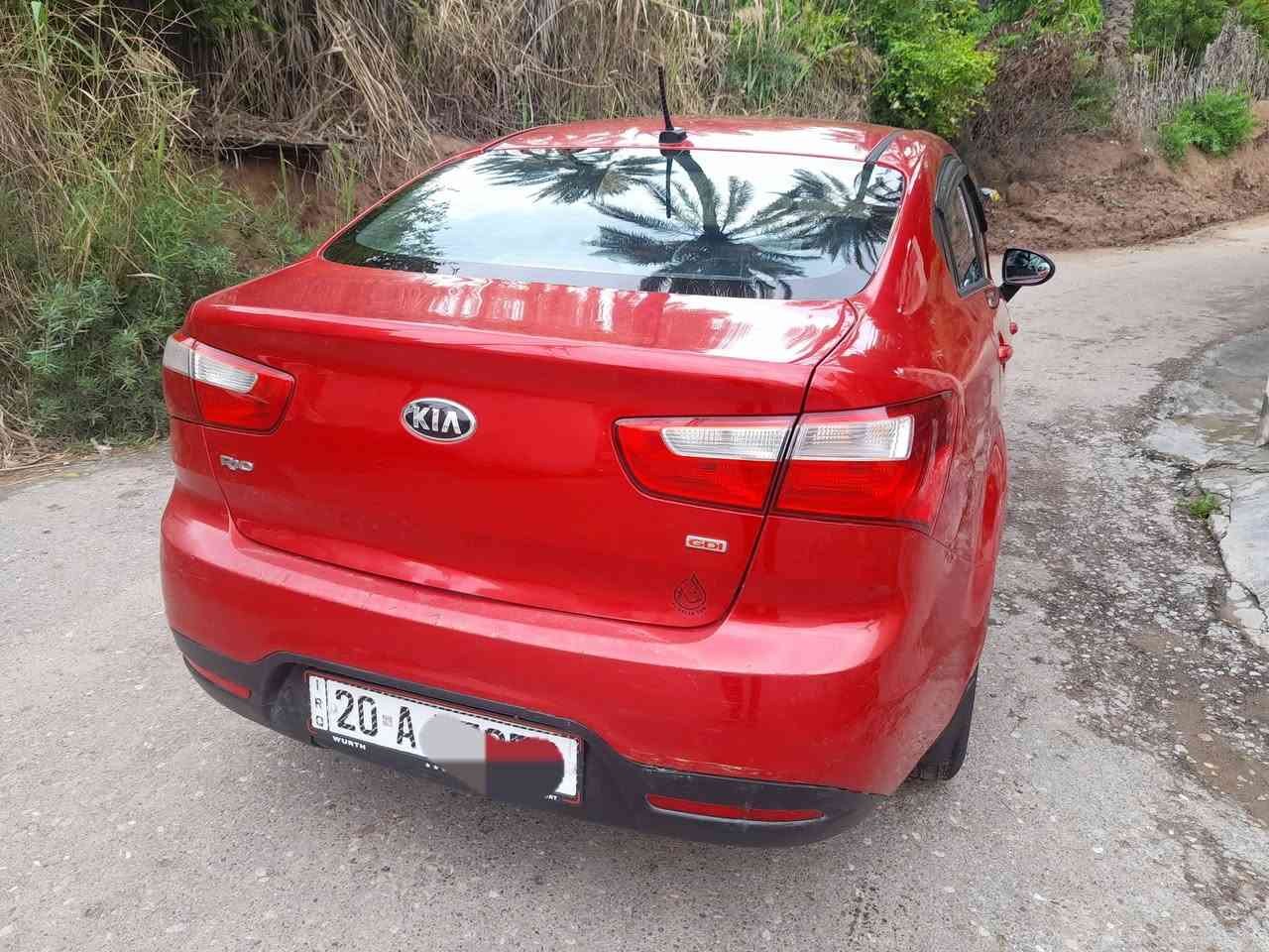 ريو ٢٠١٥امريكي رقم ديالى سنويه ل٢٠٣١ هزه جديده بيه بابين وهلال جامرلوغ خلفي وبارد بالبنيد بدون دواخل بدون ارباك ليبل واحد محرك تبريد تمام السعر ٨٥ بيه مجال للاتصال ***********مكاني بعقوبه
