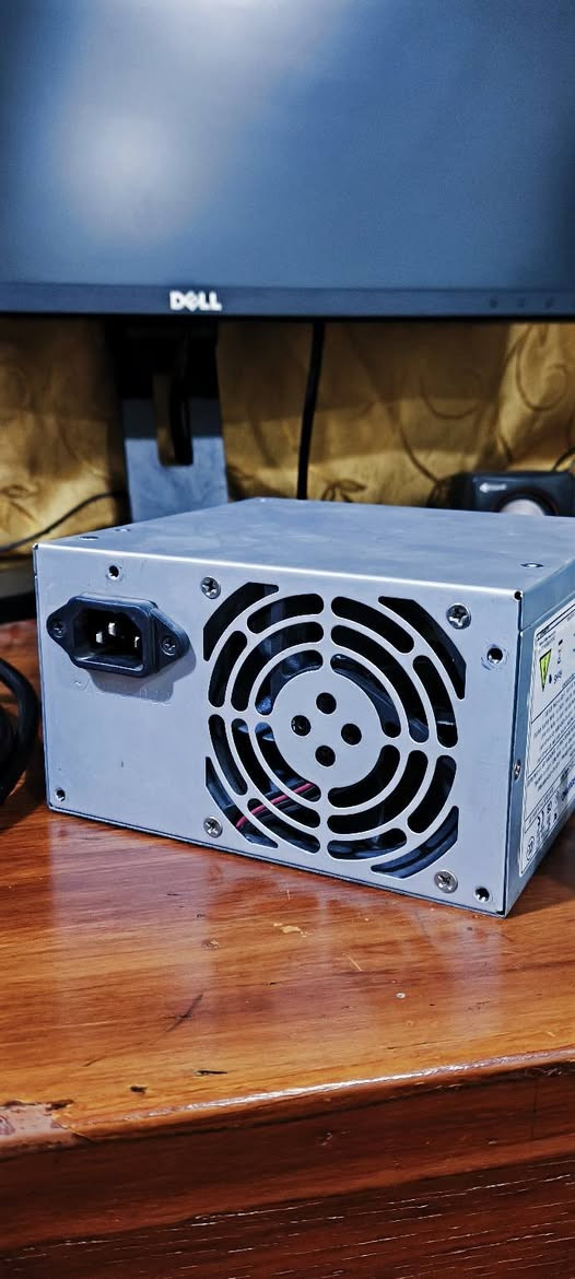 قطع زايدة للبيع
كيس فارغ مع وايراته
بورسبلاي 250 واط
هارد 1 تيرا ما يربط بالحاسبة
قيم بما يرضي الله


**إذا كنت صاحب هذا الإعلان وتريد حذفه لأي سبب، رجاءا أرسل رسالة إلى الدعم الفني**