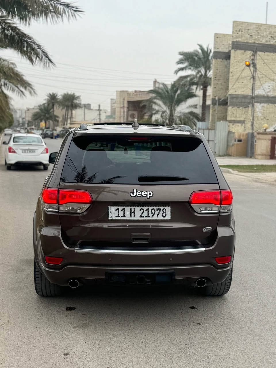 جيب اوفر لاند :2018 
رقم بغداد الجديد بسمي هزة سنوية جديدة 
المحرك : V6.  3.6L 

فول فول 

معروفة مواصفات الاوفر اعلى فئة بلجيب 

لون : جوزي اى قهوائي  

حادث جاملغ وباب والباب الخلفي كلير صور الضرر مرفق وية المنشور 
بدون ايرباك سيارة 
المواصفات  . 
* سقف بانوراما . 
* شاشه كبيرة  . 
* نظام الخرائط (GPS) .
* ستيرن كهربائي . 
* المصابيح الأمامية زنون .
* كشافات الضباب زنون .     
* تشغيل عن بعد .
* صندوق كهربائي .
* داخل اسود   .
* حفظ وضعيات الجلوس (ميموري) . 
* المقاعد الأمامية كهربائية .
* سستم صوت الباين. 
* حساسات أمامية
* حساسات خلفية . 
* كاميرا خلفية .
* تدفئة ستيرن . 
* المرايا الجانبية قابلة للطي .
* مرايا متحسسه للضوء العالي . 
* بلوتوث تلفون . 
* محدد سرعة . 
* نظام التشغيل والاطفاء الاوتوماتيكي ( Auto Start System ) .
*سستم صوت بيهة خرافي 

معروضة 217$ وبيهة مجال 
مكانها بغداد سيدية اي استفسار 
*********** بغداد, العراق
