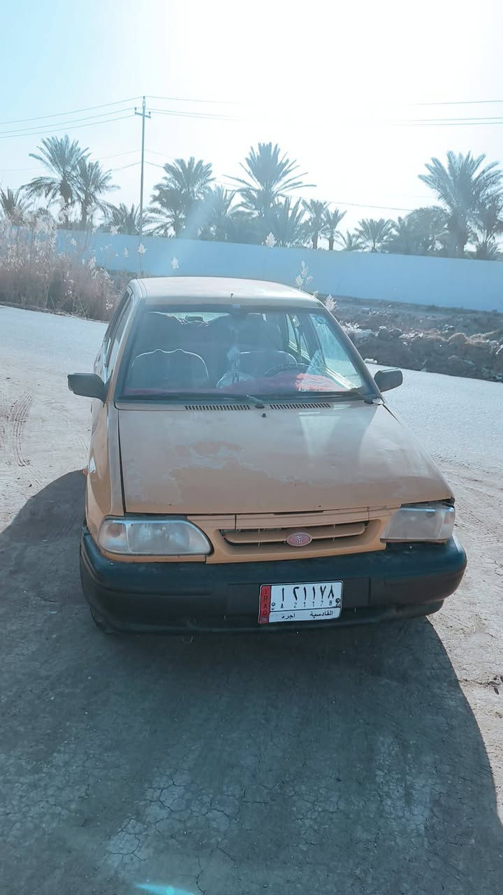 سياره البيع موديل 2011 السعر 17ورقه وبيه مجال قليل ويريد يخابر على الرقم ‏‏‪***********‬‏
