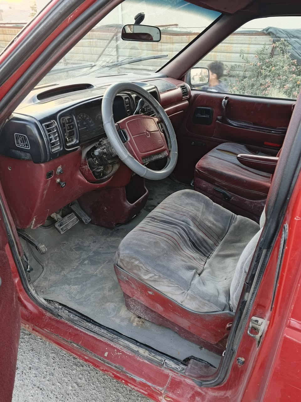 للبيع دوج كرايسلر موديل 94 انبار مشروع وطني سبعةراكب مكاني بغداد رقم موبايل ***********سعر سيارة 30$سنوية لغاية 28محرك وكير مكفولات كهربائيات كلة شغالة دواخل نضيفة حدادية امامي خلفي جديد جام وكيجات كلة شغال سيارة مصفرة غرامات موجود واتساب
