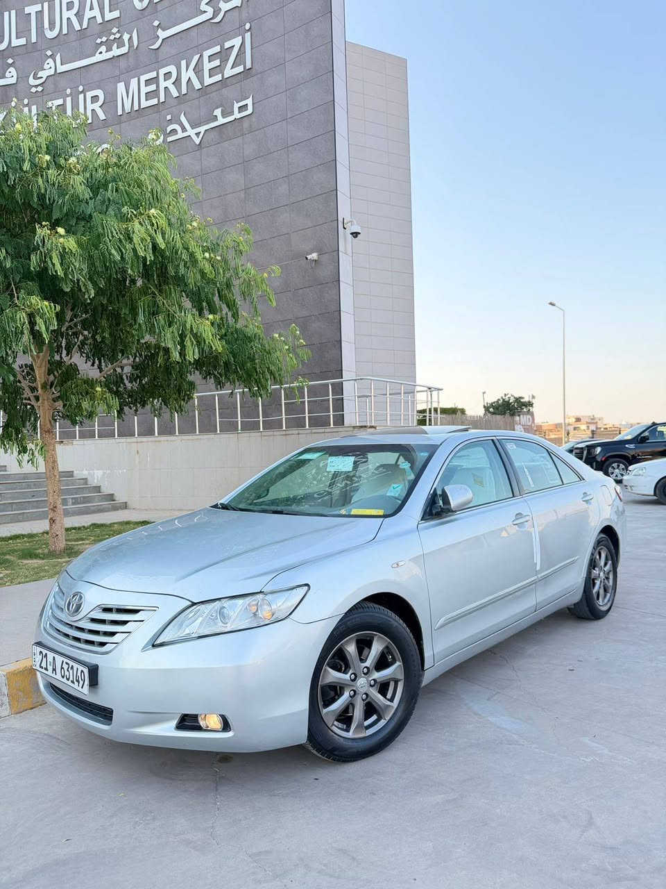 السلام عليكم ..
كامري خليجي فول مواصفاات 

موصفات GLX
الرقم سليمانية الجديد وسنوية جديد 
مكفوله كفاله عامة
سلايت
كشن كهربائي
قفل سرعة
تحكمات
داخل صاج
محرك ما مفتوح
گير ما مفتوح
صدر امامي خلفي جديد
تبريد ثلج + قطعتين
تخم تاير جديد 
السيارة جاهزة ما تحتاج اي مصرف
شرط بدون جلح
لمعة شركة
السعر 103
للأستفسار ***********
العنوان تكريت / الزهور تكريت, صلاح الدين
