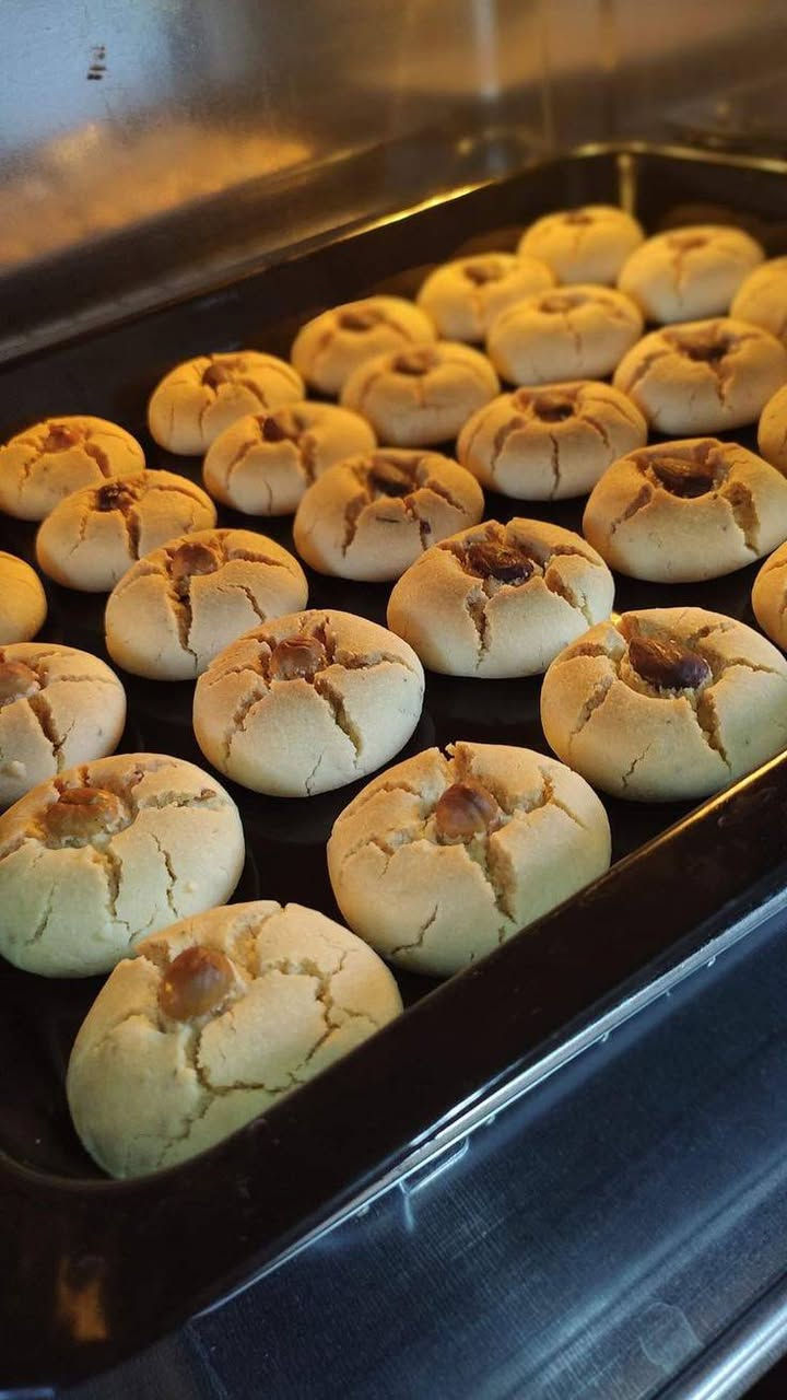 تم فتح الحجوزات كليجه العيد ويتوفر معكرونه سوده غريبيه الاستفسار مراسله صفحه يوجد خدمه توصيل ايمن أيسر


**إذا كنت صاحب هذا الإعلان وتريد حذفه لأي سبب، رجاءا أرسل رسالة إلى الدعم الفني**