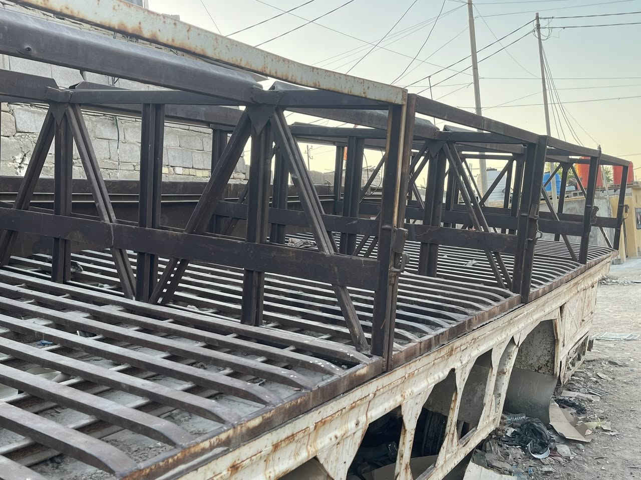 البيع السعر مراسله الرقم ***********
