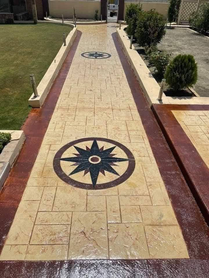 أجمل طريقة لتأهيل ساحات المنازل - الفلل - المنتجعات السياحية - المساحات الحرة - ممرات - كراجات خارجية وداخلية - ارصفه منازل ومجمعات تجارية , وهو الأقوى لتحمل ضغط السيارات . وعوامل الجو ...
تفاصيل العمل:
1. تثبيت نايلون وBRC بي ار سي ..
2. صب الخرسانة مركزي بسمك 10 سم C30 .. 
3. المواد المستخدمة بالعمل DCB ..
4. سقل مرحلى اولى ...
5. نثر لون اسمنت حسب رغبة الزبون متوفرة جميع الاوان ...
6. سقل مرحلى ثانية ... 
7. في حال جف الخرسانة نضع ماده بودر ريليز عازله بين الطبع والخرسانة يتم الطبع كذلك متوفرة جميع النقشات حسب رغبة الزبون وحسب تصميم المهندس ...
8. بعد يومين من العمل يتم قص جوينات ومن ثم غسل قوي وينشف بلكامل ...
9. وضع ماده السلر بعد الغسل وتنشيف بعدها ملمع وارنيش ...
10. المواد تتحمل اوزان ثقيلة واقصى درجات الحرارة ... 
المواد من منشأ برطاني وايطالي .. ضمان 10 سنوات ... 
يمكنك الاعتماد علينا لمساعدتك في تحديد نمط الطوابع والتصميم والألوان التي ستعمل بشكل أفضل في مساحتك.
إنها مادة متينة للغاية وطويلة الأمد، ومقاومة للغاية للتشقق حتى عند تعرضها لطقس الشتاء القاسي.
نعمل في #بغداد . #صلاح_الدين . #ديالى . #كركوك . #الموصل . #الانبار . #النجف . #كربلاء . #بابل . #الناصرية . #ميسان . #المثنى . #واسط . #البصرة . #القادسية 
#ستامب_كونكريت
احصل على تقدير لمشروعك إعادة تصميم مميز ... نعمل بنظام الكامل كرستة والعمل فقط ... السعر يعتمد على المساحة ومكان العمل
للاستفسار تواصل وتساب***********
أجمل طريقة لتأهيل ساحات المنازل - الفلل - المنتجعات السياحية - المساحات الحرة - ممرات - كراجات خارجية وداخلية - ارصفه منازل ومجمعات تجارية , وهو الأقوى لتحمل ضغط السيارات . وعوامل الجو ...
