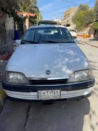 استيشن • قير عادي • موديل ١٩٩٢