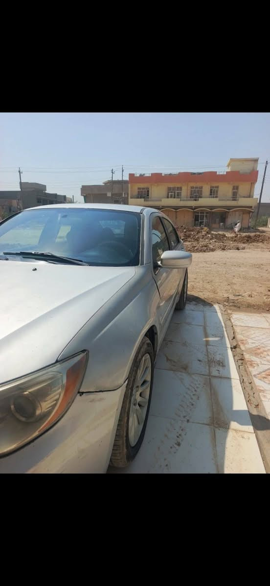 كلايسر c200
٢٠١١ 
فول مواصفات
شاشه 
كامرة 
تحكم ستير 
منضومة زنون 
سلايد روف
كشنات كهربائي
السيارة عليهة منضومة غاز إيطالي ١٠٠ لتر جديدة 
حدادية امامي خلفي جديد
 تخم تاير
كير محرك ٣٦٠٠ سته سلندر  خير من الله 
سيارة كامله 
رقم بغداد تحويل مباشر 
السعر 65 وبيها مجال للشراي
عنوان ديالى بعقوبة 
‏***********
