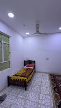 طلاب فقط • مفروشة • ٥٠م