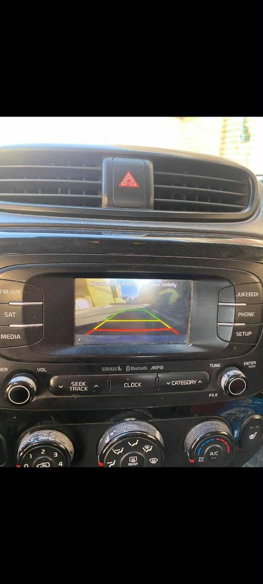 مكينه 2000موديل 16اشاير مري كشنات حار مودات قياده كامره دوار شاشه ابلاد سماعات انفنتي مكان كربلاء سعر 108سنويه ورقم جدد جاهزه السياره من كولشي *********** ليبل واحد كوله السياره
