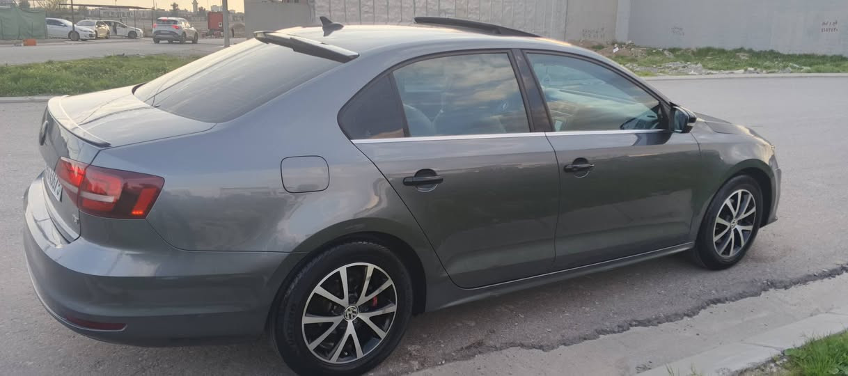 2018 SE
2018 SE Full 
ماشاء الله ماشاء الله
جيتا محرك 14 تيربو
بنيت صبغ و 3 مكان شبر بي بارد 
بدون داخل بدون ايرباك
محرك و الگير بشرط
ماشاء الله كل 100كم يصرف فقط 6٫3لتر نعمه من الله
مواصفات فول واحد علي واحد
ماشي سياره 98الف
مكان سياره أربيل 
سعر 123 ورقه
*********** بي واست اب
فيديو كامل سياره هم موجود كلشي يبين داخل فيديو
