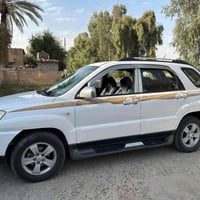 سبورتج 2009 4سلندر  حجم محرك 2.0 مقاعد عدد 5 قماش اضرار: خاص ادزلك سون...