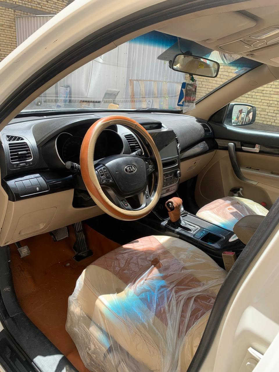 سيارة  كيةسورنتو ٢٠١٤وراد خليجي كفالة عامة بدون حادث بدون صبغ رقمها واسط خصوصي
محرك اربعة سلندر2.4 
ماشية ٢٩٠الف كيلو 
السعر ١٦٠وبيها مجال للشراي
المكان العمارة ميسان 
الاستفسار على هذا الرقم ***********
*********** غير متواجدين على الماسنجر موجوين اتصال ووات ساب
