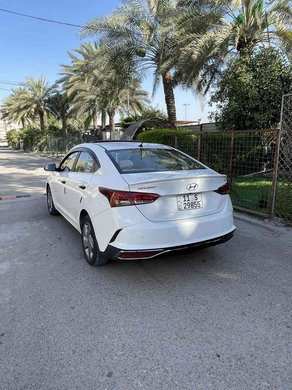 سلام عليكم
 اكسنت 2023 خليجي
مكفولة 
فول مواصفات 
فتحة
شاشه
قطعتين تبريد 
داخل لونين
مكينة 1600
تحكم ستيرن
اشاير بلمري
ويل كروم 
سويج عدد 2 
مري شفط
لايت زنون
حساسات خلفية
السعر 138 ورقه
سبير ما نازل مل شركة
باتري جديد
وادامة كامله لمنضومة البانزين
للاتصال ***********
مكانها بغداد حي تونس

