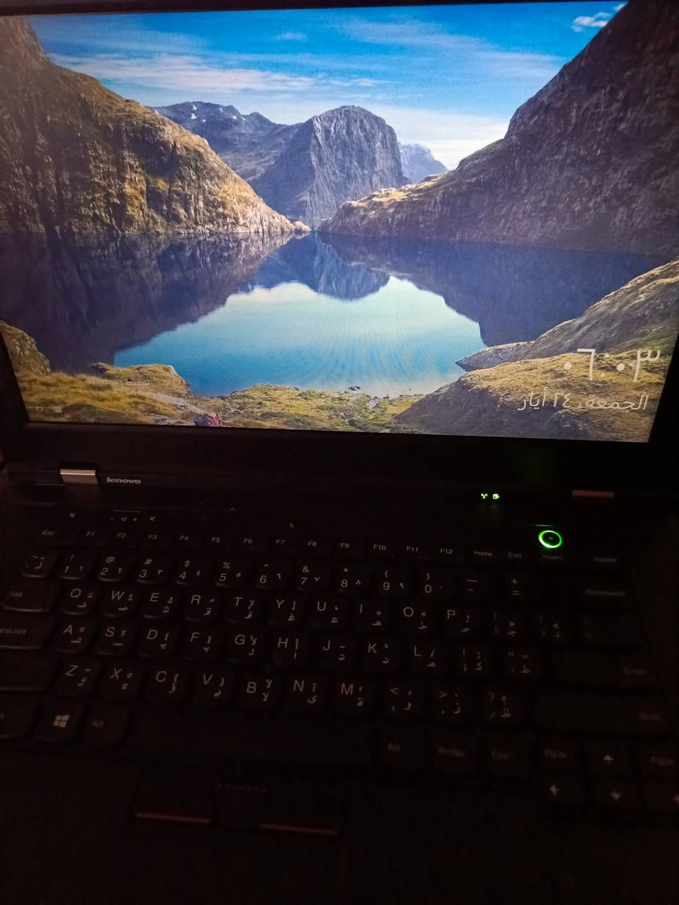 السلام عليكم لابتوب للبيع 
مواصفاته 👇🏻
المعالج - كور 5 
الهارد - 320 كيكة بايت 
كرت الشاشة - داخلي يصلى الى 3مع الشير 
حجم الشاشة - 14 ونص ذو حجم جميل ومتوسط
تحتوي على 4 منافذ usp
تحتوي على DVD قارء الاقراص
تحتوي على منفذ VGA بنوعيه للعرض على شاشة تلفاز
تحتوي على منفذ PS2
تحتوي واي فاي wifi 
تحتوي بلوتوث 
تحتوي على منفذ التليفون الارضي
وياه ماوز وشاحنه اصليه وجنطه
السعر خاص او اي استفسار الاتصال ع رقم 
***********
