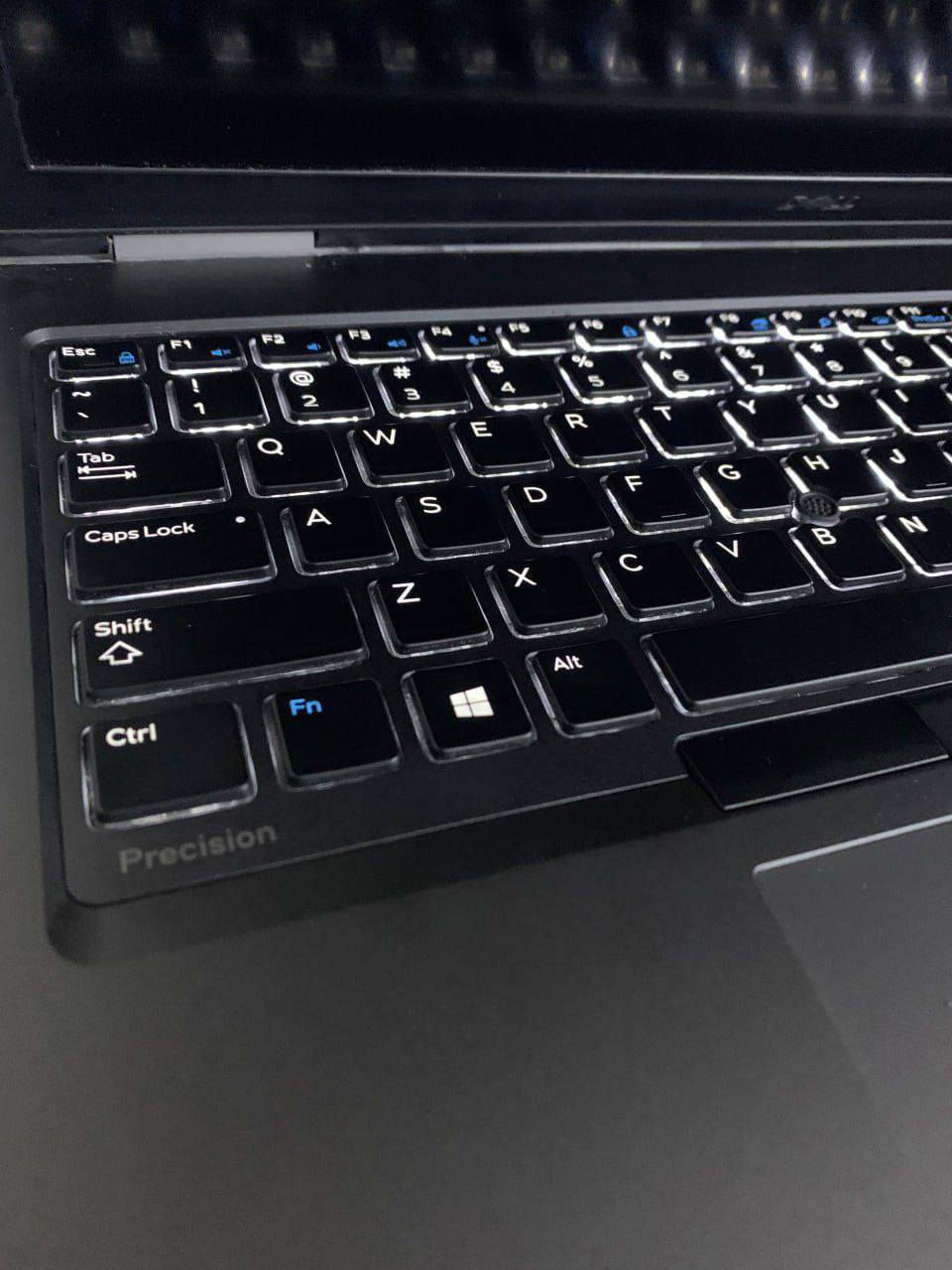 Dell precision 7540
‏
‏لابتوب من الفئة العالية، معالج حديث وقوي،  يشغلك اقوى البرامج الهندسية والالعاب الاحترافية
‏
‏المواصفات كالاتي 
‏
‏المعالج / Core i7 9850H جيل تاسع 
‏كرت شاشة خارجب NVIDIA QUADRO T1000 (4GB) 
‏الرام / 16GB DDR4 
‏تخزين نوع سامسونك 512GB SSD M.2 
‏الشاشة دقة عالية،  15.6 INCH FHD SCREEN 
‏
‏ملحقاته كاملة
‏حقيبة
‏شاحنتة الاصلية
‏ماوس
‏ماوس باد
‏
‏السعر 680 الف / ضمان 10 ايام من الخلل او المشكلة 
‏
‏يتوفر عندي توصيل
‏متواجد ماسنجر
‏واتساب ***********
