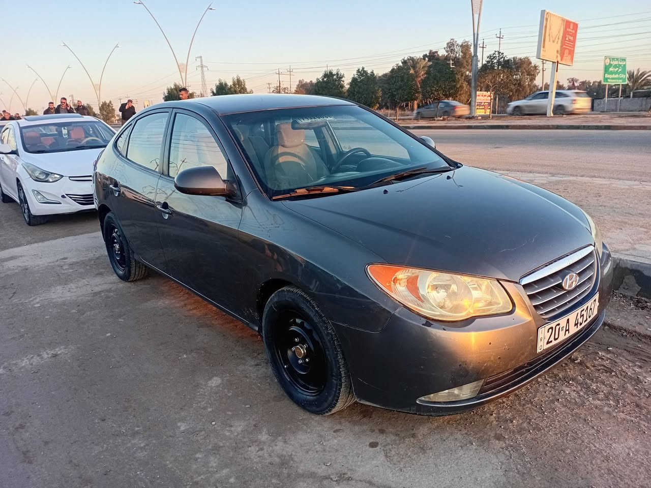 سلام عليكم للبيع الانتره مقدس ٢٠٠٩ امريكي ضرر جاملغ الخلفي بدون اي دواخل محرك ٢٠٠٠ كير اوتو مكفولات سنويه مجدده لسنه ٣٠ هزه جديده سياره جاهزه خير من الله مكاني بعقوبه سعرها ١٠٤ بيه مجال اي استفسار اتصل وسهله ***********
