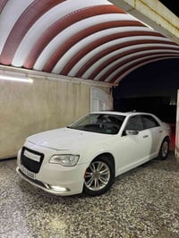 كرايسلر ٣٠٠ • ٢٠١٧ • V6 ٣٦٠٠