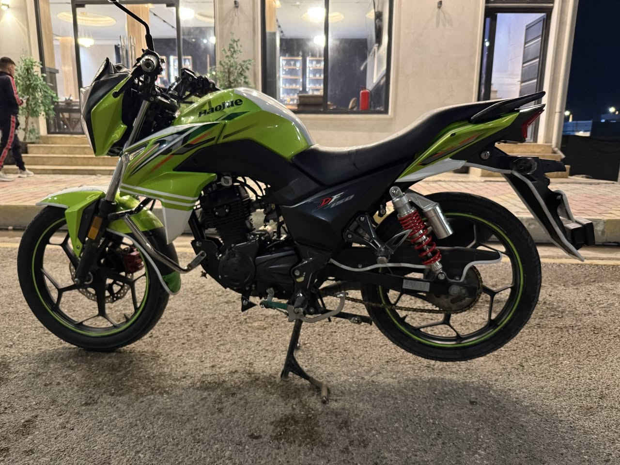 السلام عليكم 
هاوجي DF 
موديل 2021
نضافه فول 
كهربائية كلهن شغاله 
المحرك نضافه فول 
السعر 17وبي مجال بسيط 
***********
