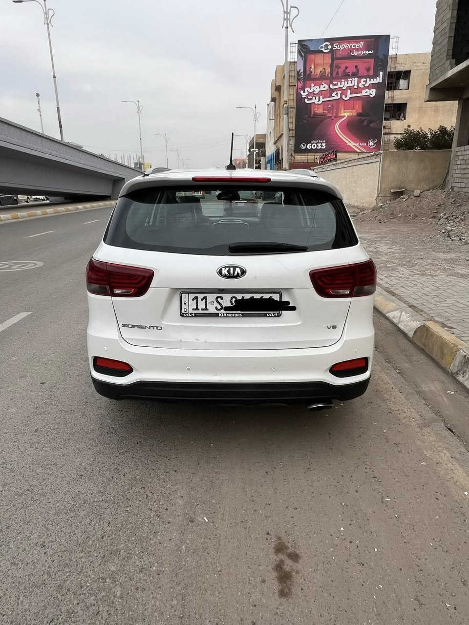 سورنتو وارد امريكي 2020 ماشية 78 الف ميل
محرك 6 سلندر 
7 راكب 
فور ويل
نقطة عمياء
مانع انزلاق
اربع انظمة قيادة 
سنوية باسمي لل27 
السيارة صبغ قمارة وصفحة اليمنى وبنيد سونار مرفق ابيعك صبغ عام بيع او مراوس سعر 160
***********
