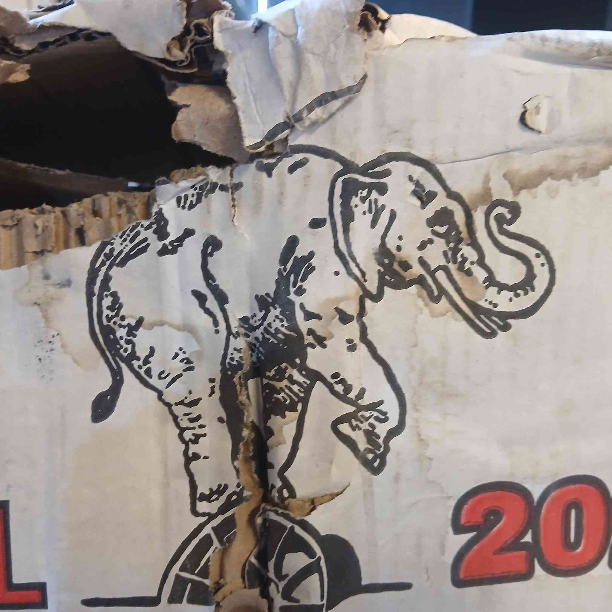 سلام عليكم ويل اصلي مال شركه بلادي ابو فيل 6 برغي 
جديد بل كارتون فقط الفحل حجم 14
سعر 75 وبي مجال 
مكان بغداد 
رقم استفسار 
***********
***********
