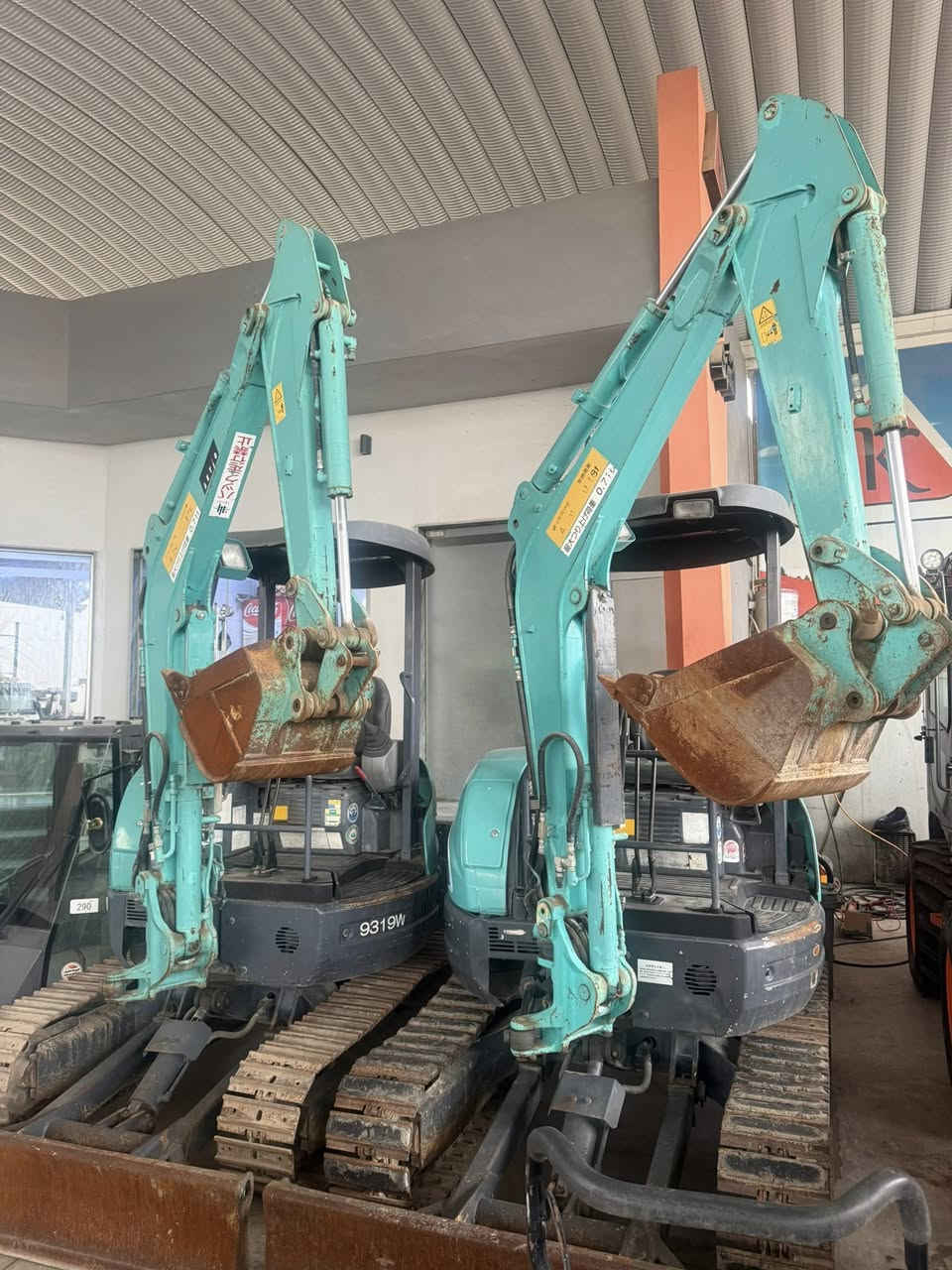 حفارة SK30SR فول موصفات بمً ونوزل محرك يانمر 84 موديل2011

***********

***********
