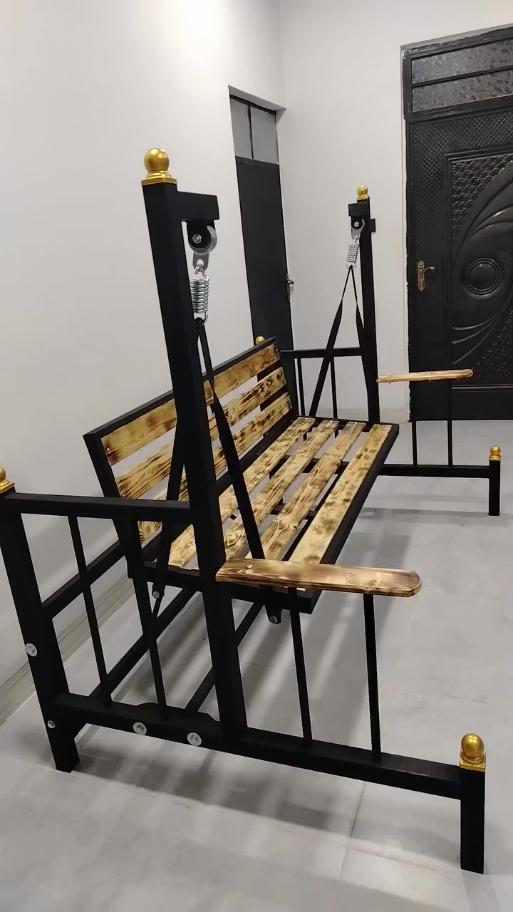 مرجوحة حديد ثقيل وتصميم مريح تضيف جمال وراحة للحديقة أو السطح. 
ميزة إضافية: المرجوحة تفك وتركب بالبراغي بسهولة، سهل تنقلها أو تخزنها بدون تعب.
📏 العرض: 200 سم
📏 قياس القعدة: 150 سم
📏 الارتفاع: 150 سم
مناسبة للكبار والأطفال وتتحمل وزن ممتاز. 
📍الموقع: الموصل حي سومر
📩 للحجز أو الاستفسار راسلنا خاص او اتصال على مزيد 
#الموصل #مرجوحة #مرجوحة_حديقة #حدادة #اعمال_حديد #اثاث_حدائق #الموصل_للبيع #قابلة_للتركيب #سهولة_النقل


**إذا كنت صاحب هذا الإعلان وتريد حذفه لأي سبب، رجاءا أرسل رسالة إلى الدعم الفني**