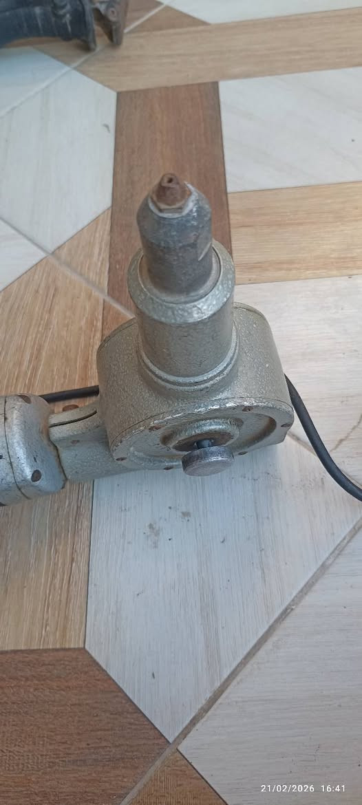 تونگ كهربائي صناعة سويدية  السعر 75 الف وبي مجال قليل .. منشار صيني  .. منعمة صيني السعر  اثنينهم 50 وبي مجال


**إذا كنت صاحب هذا الإعلان وتريد حذفه لأي سبب، رجاءا أرسل رسالة إلى الدعم الفني**