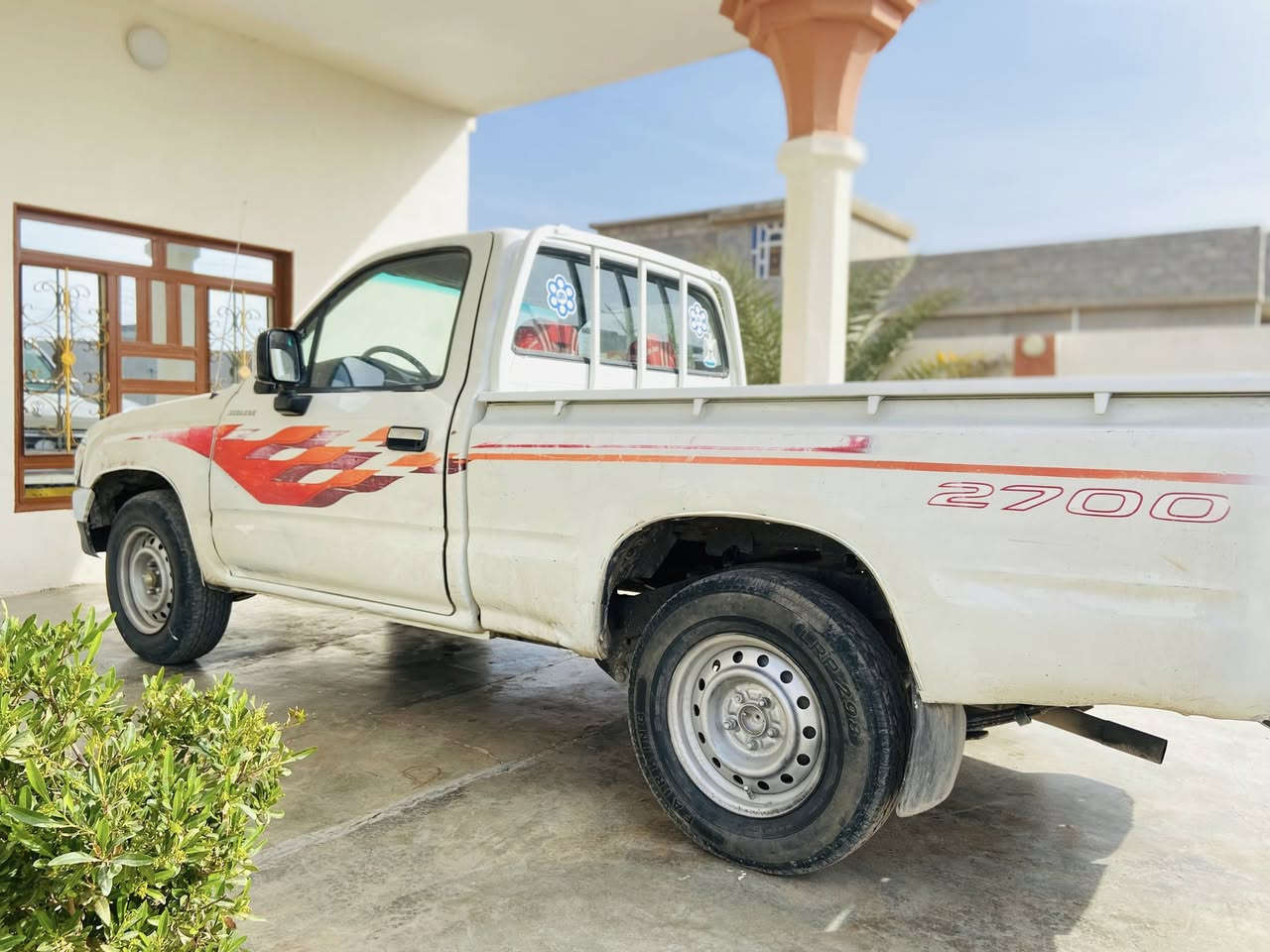 السلام عليكم من رخصة الأدمن 
بيكم موديل 98 كير محرك صدر أمامي خلفي كله شرط رقم صدامي المثنى راعيها يمي تريد تحويل وكاله موجود تخم تاير كهربائيات كله شرط السعر المطلوب 75 وبيها مجال مكان السياره بيجي ‭0781 695 1311‬
