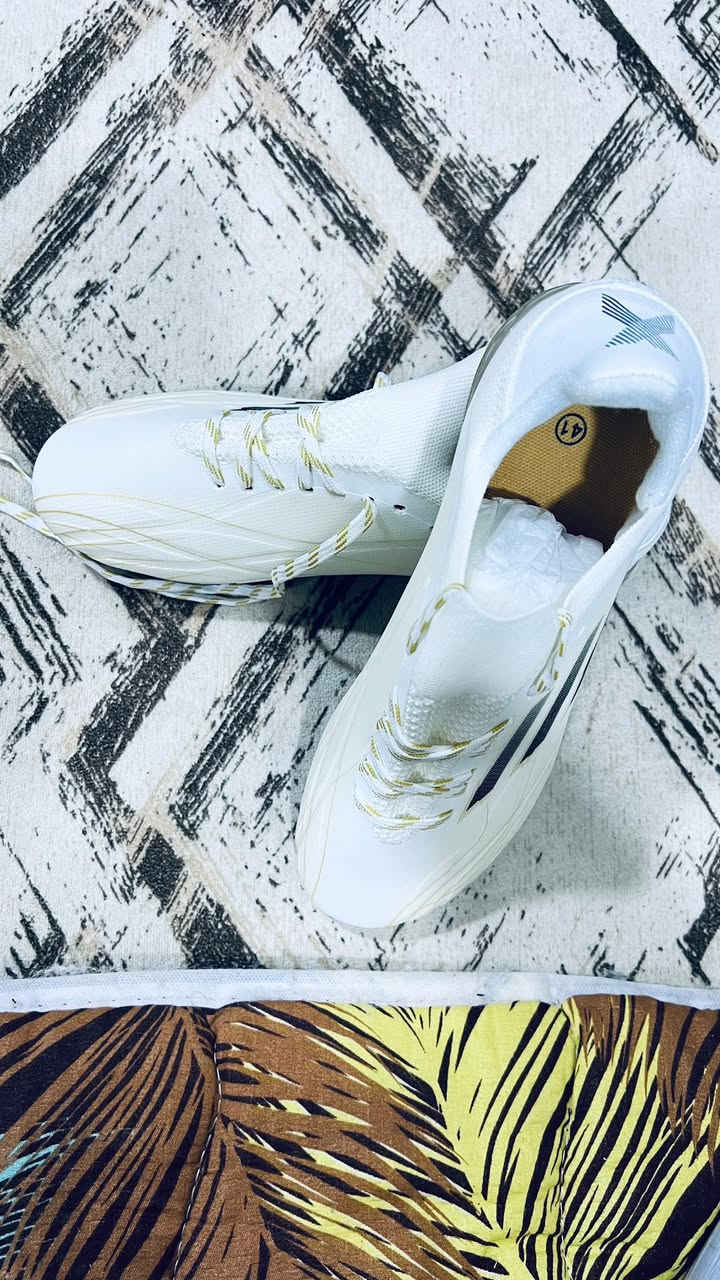 حذاء وياضي اصلي مختوم شركه  قياس 41. قيم واخذ


**إذا كنت صاحب هذا الإعلان وتريد حذفه لأي سبب، رجاءا أرسل رسالة إلى الدعم الفني**